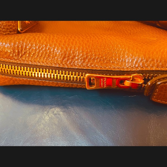 Authentic Prada Brown Leather Shoulder bag - Picture 9 of 9